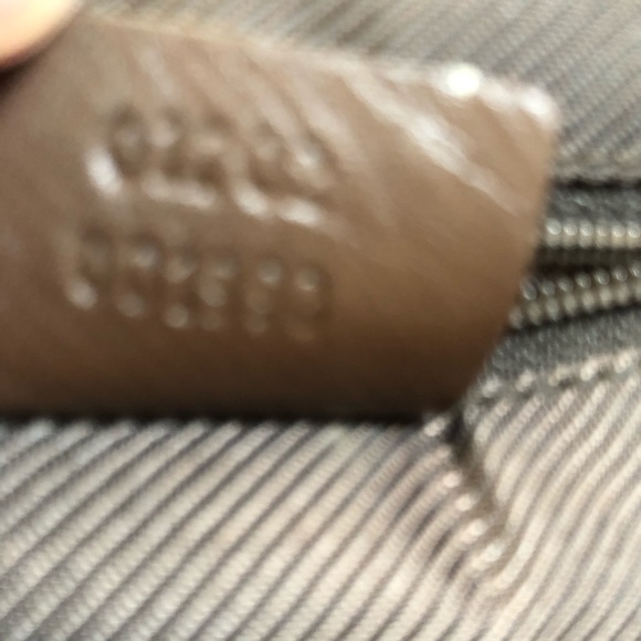 Gucci purse - Picture 3 of 8